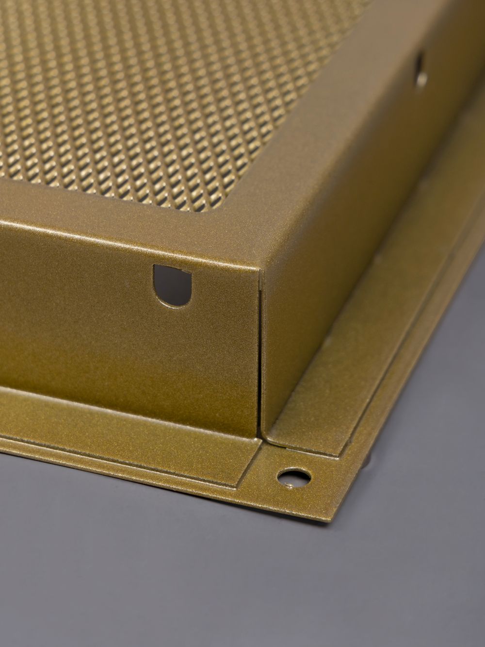 Решетка вентиляционная для камина 200х200 Золото