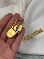 Серьги Скиап. золотые в виде замка с черной эмалью