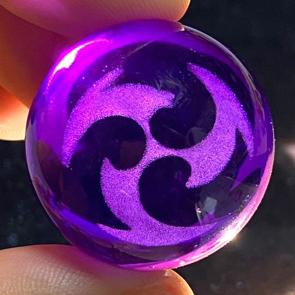 Стеклянный шарик "Genhin Impact"