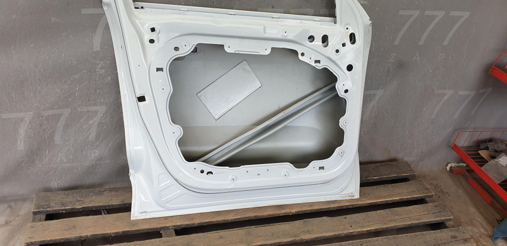 Дверь передняя левая Volvo XC40 17-нв Б/У Оригинал 31479738