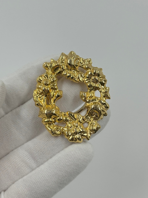 Зажим для платка с цветами