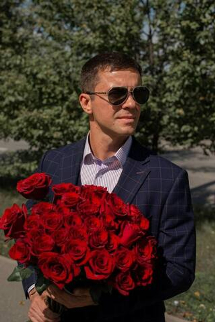 Роза Эксплорер 60 см (Эквадор)