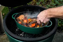Жаровня чугунная эмалированная с крышкой, 5.2 л, 41х25х15 см, овальная, зелёная, Big Green Egg