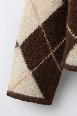 ZARA ВЯЗАНЫЙ КАРДИГАН С УЗОРОМ «РОМБЫ», ШОКОЛАДНЫЙ