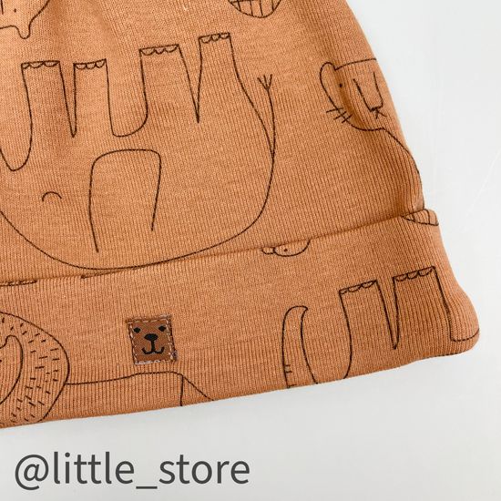 Шапочка однослойная "Я родился" звери на коричневом