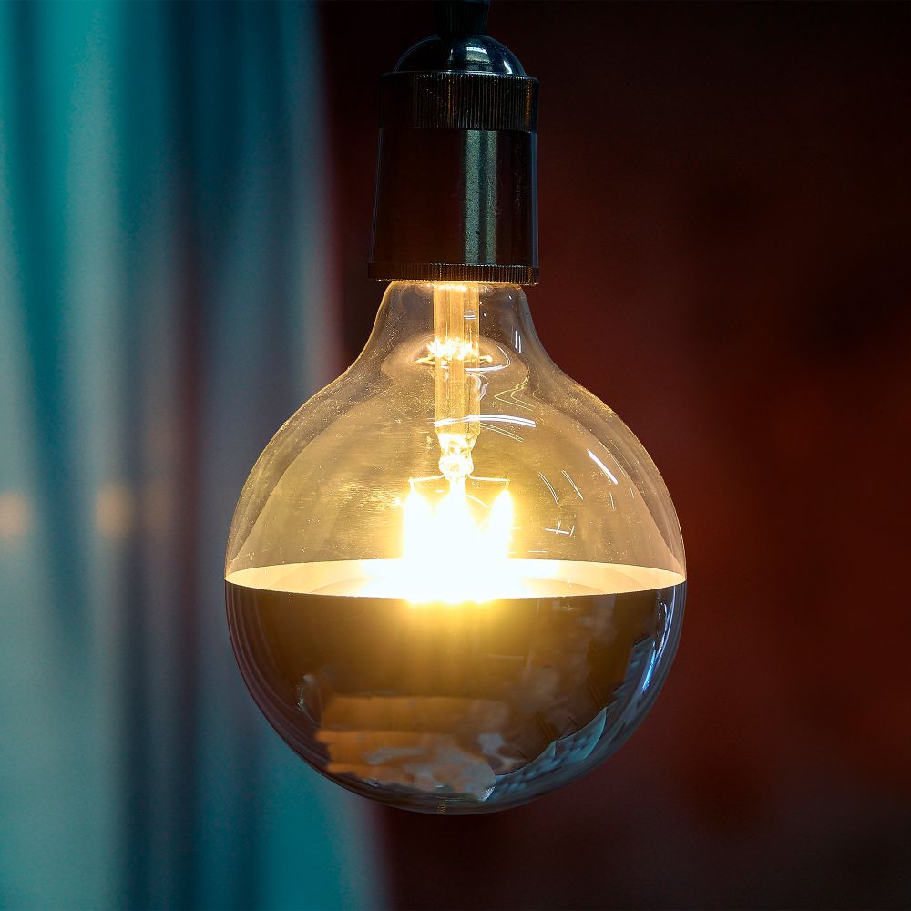 LED-G125-4W-3000K-E27-CL MIRROR-CHROME PLS02WH Лампа светодиодная. Форма шар. прозрачная колба с зеркальным отражателем. Серия Sky. Теплый белый свет 3000K. Картон. ТМ Uniel