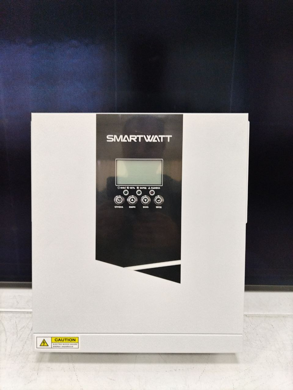 Гибридный инвертор SmartWatt INV ECO II 1.5-12M (1500W / 12V / PV 2kW 30-500V / MPPT 15A)