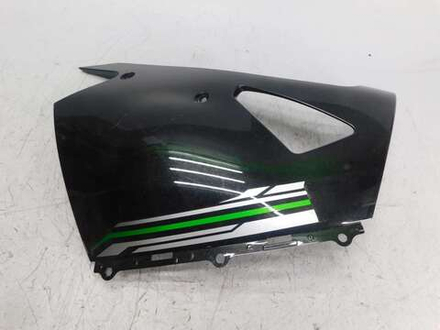 Пластик нижний левый Kawasaki ZZR1400 06-11 55028-0473.