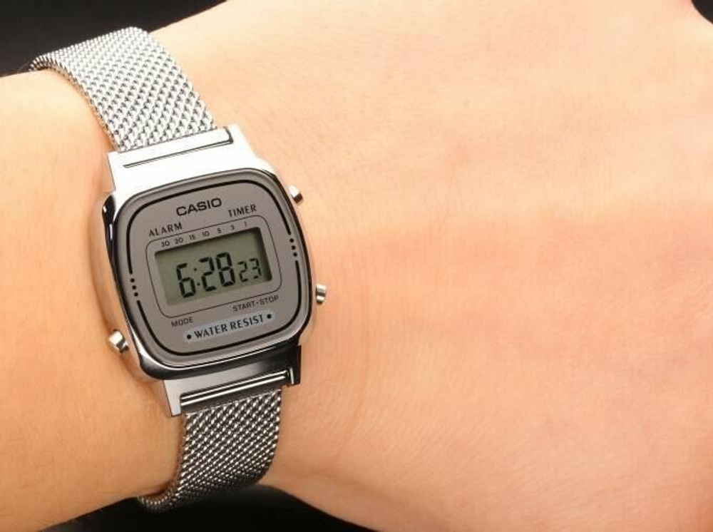 Часы Casio LA670WEM-7E