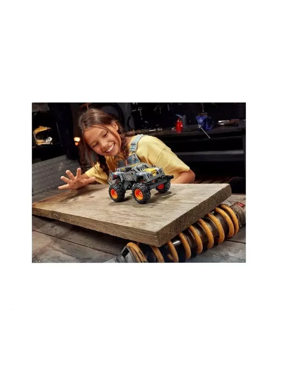 Конструктор Монстры Monster Jam: Max-D 247 деталей 22119