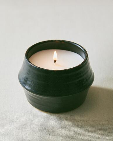 Zara Home Свеча ароматическая Amber Vanilla 170 г, растительный воск, аромат восточный древесный, Коричневый