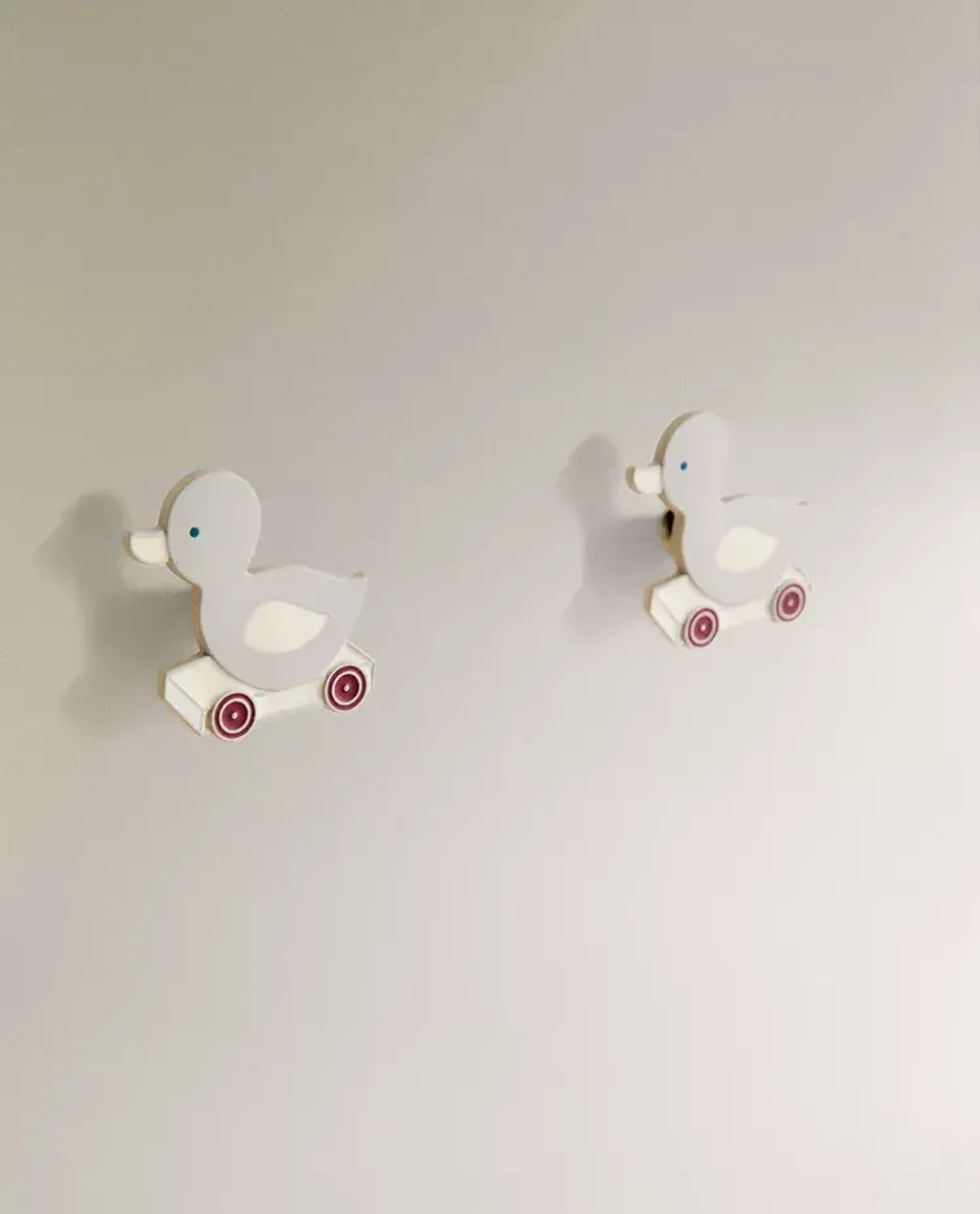 ZARA HOME НАБОР ДЕТСКИХ МЕБЕЛЬНЫХ РУЧЕК «УТЁНОК» (2 ШТ.), СЕРЫЙ