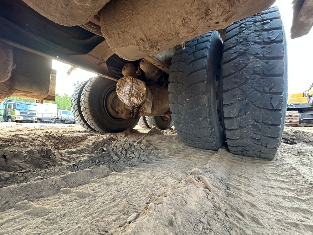 Shacman (Shaanxi) SX* 8x4 Самосвал SX33186V366 (Дизельный, 11,6 л, 423 л.с., МТ)