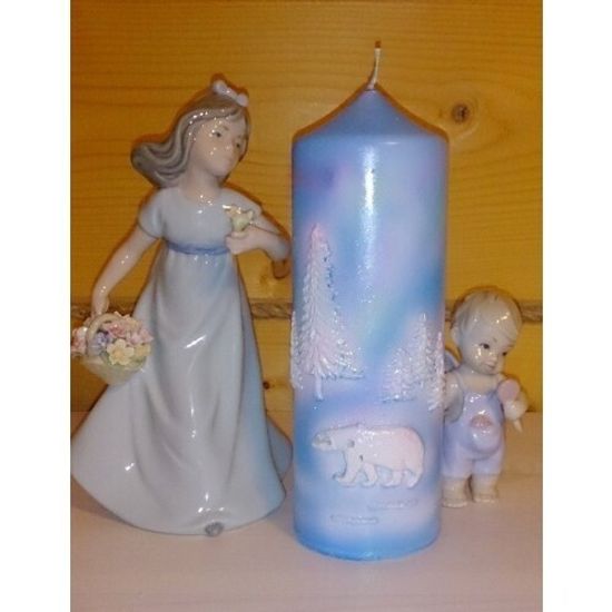 Свеча столбик "Белый Медведь"