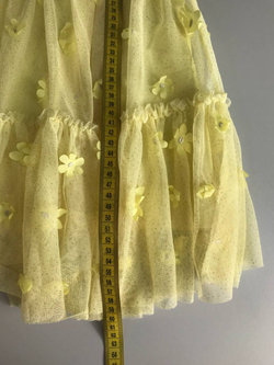 Платье H&M красивое, визуально на 1,5/2 года