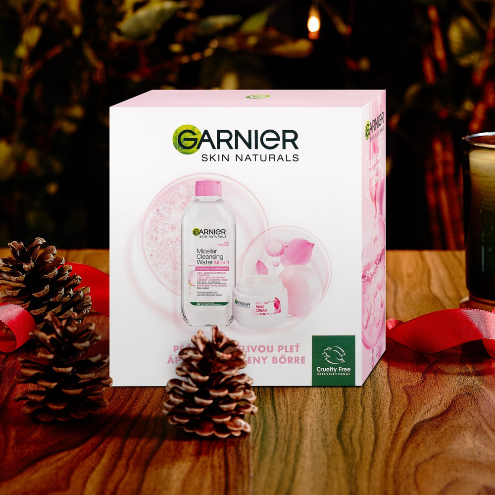 Garnier Skin Naturals - подарочный набор (с осветляющим эффектом) /       / GTIN 8592807573273