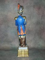 Статуэтка. Фарфор. Солдат. Кавалерист. Capodimonte. Италия