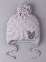 Шапка вязаная детская с бубоном на завязках