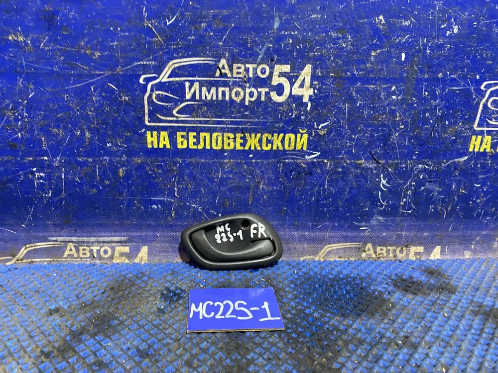 Ручка двери передней правой салонная SUZUKI WAGON R 2003