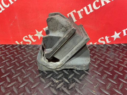 Подушка двигателя передняя