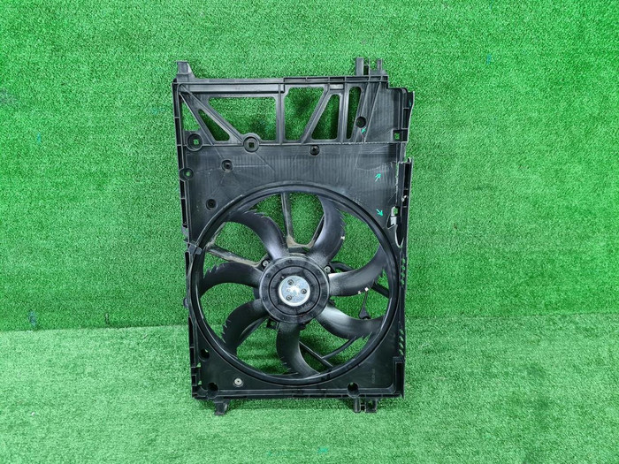 Диффузор с вентилятором Toyota Camry xv70 (17-нв)