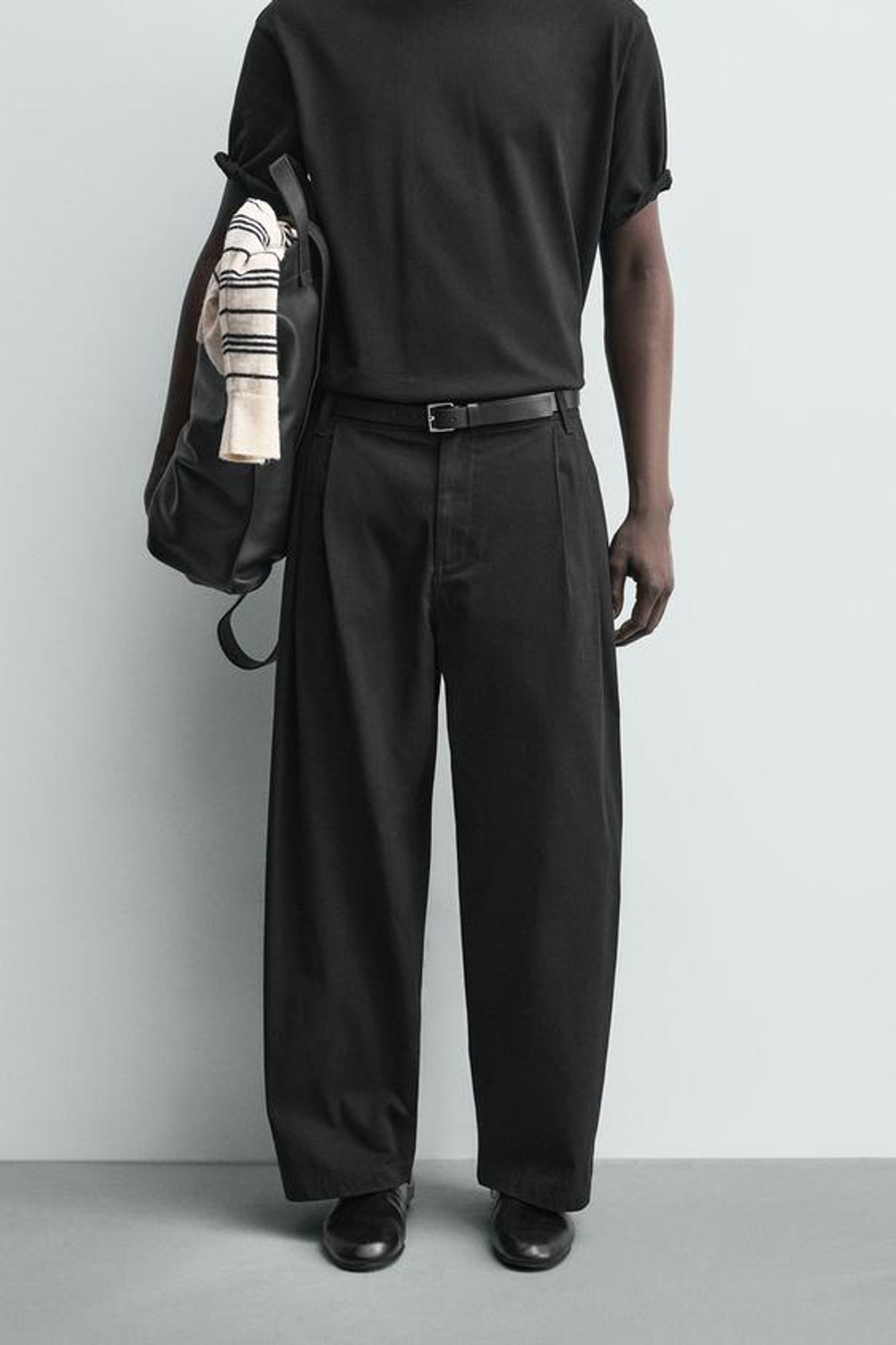 ZARA БРЮКИ ЧИНОС WIDE FIT, ЧЕРНЫЙ