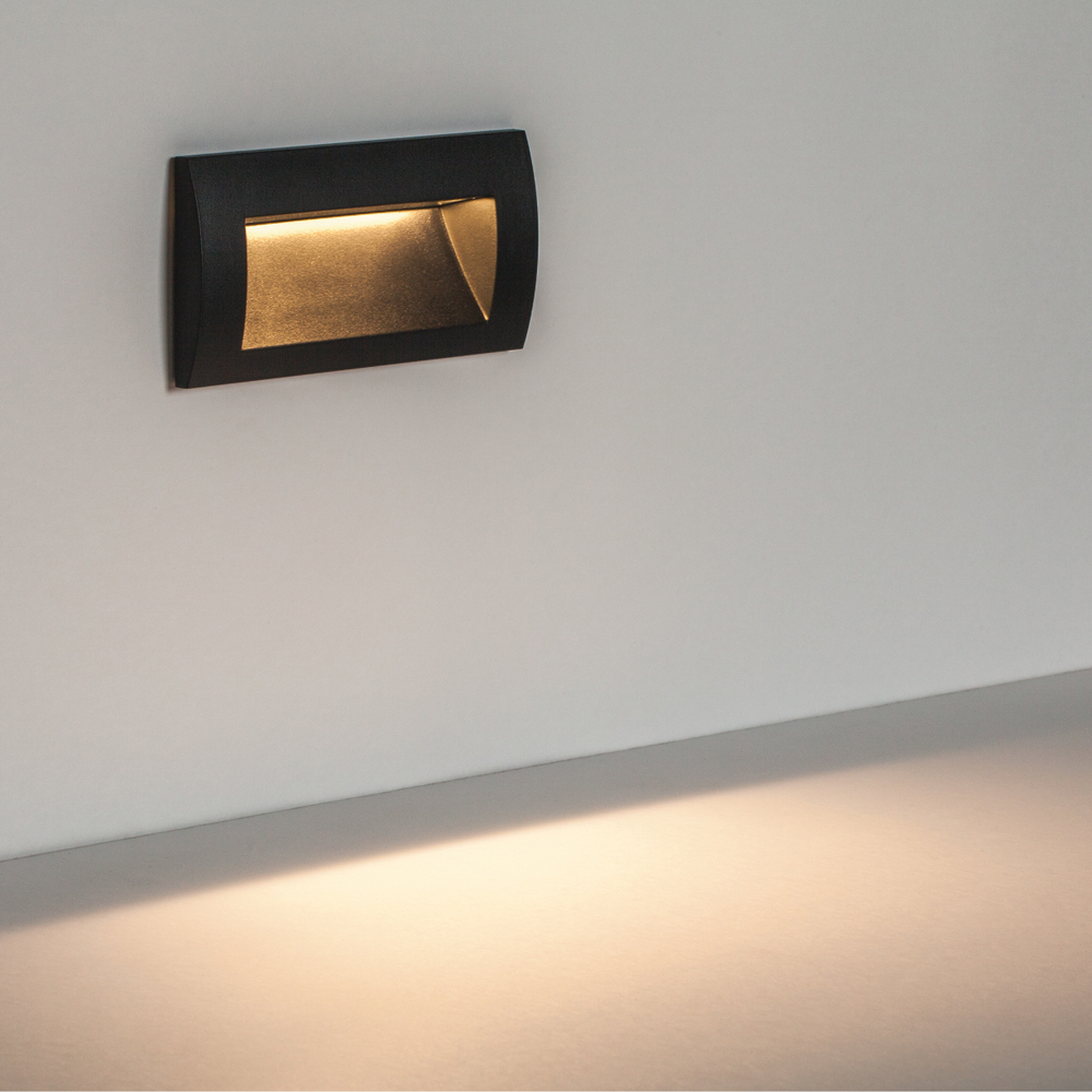 383572 Светильник ESTRA LED 5W 200LM 120G ЧЕРНЫЙ 3000K IP55