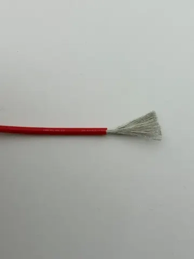 Силиконовый медный кабель 18 awg силовой (красный 5 м)