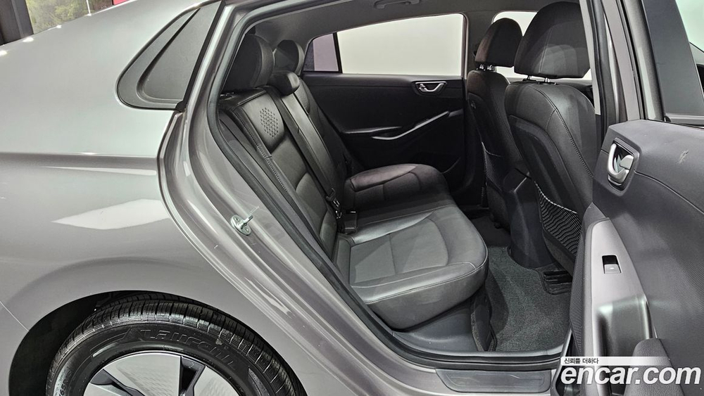 Hyundai The New Ionic Hybrid 1.6 HEV (09.2019)