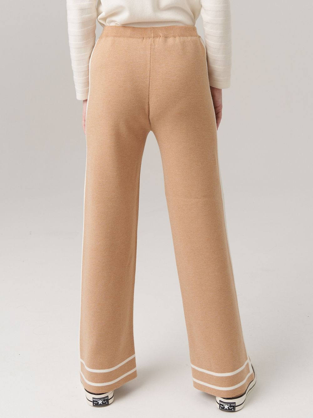 АТ570-1 Брюки для девочки сахара