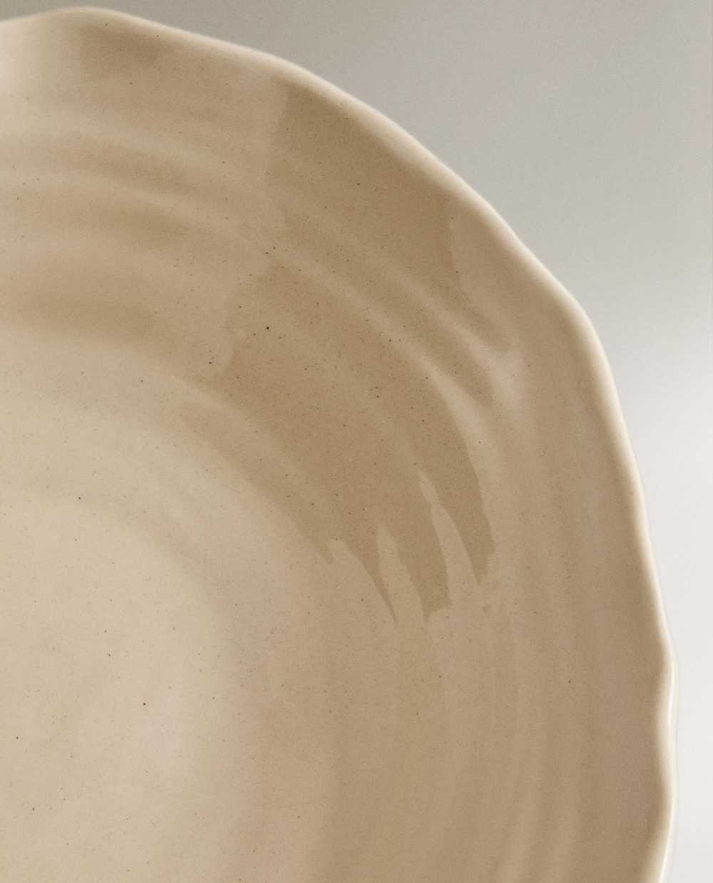 Zara Home Поднос из керамики, цвет кремовый, 31 см