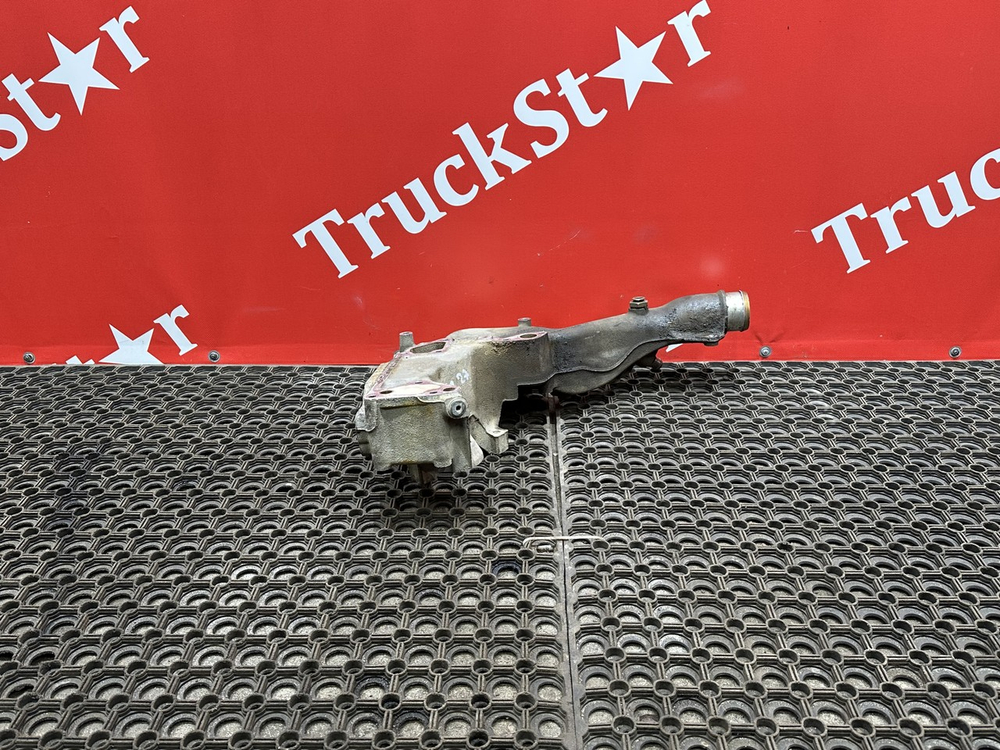 Корпус водяного насоса