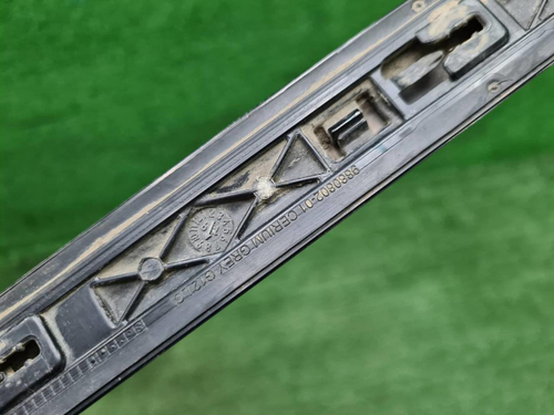 Накладка двери задняя правая BMW 7er G12 (15-22)