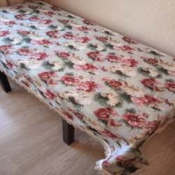 Скатерть гобеленовая "D. ПИОНЫ", Россия.