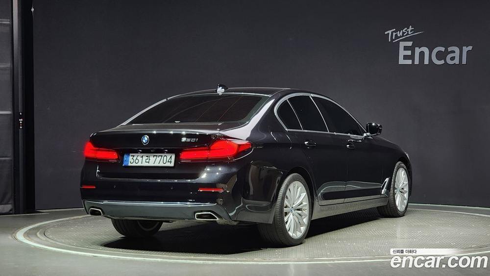 BMW 5 Series (G30) 530i Luxury (11.2020)
