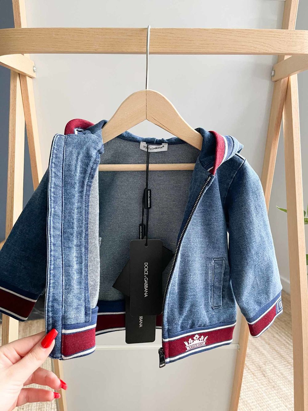 Новая куртка Dolce&Gabbana, 74