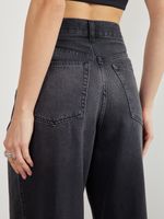 PERFECT JEANS С ЗАЩИПАМИ GRAPHITE
