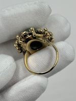 Кольцо с зелёным кабошоном