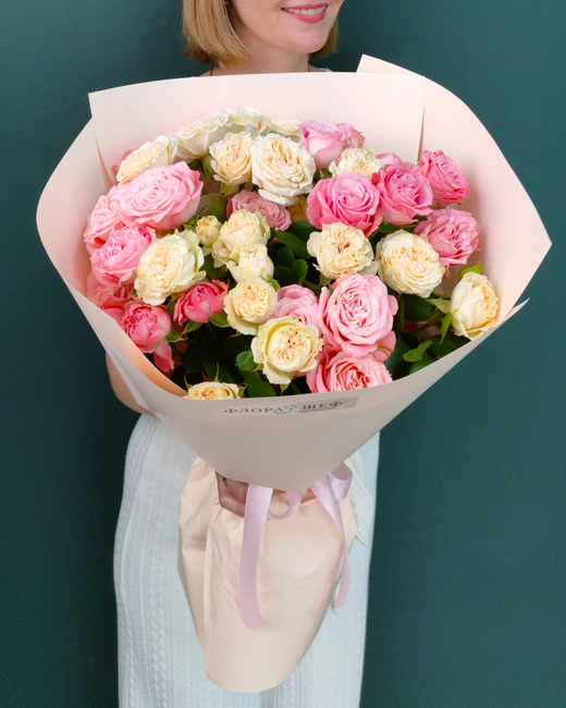 Пионовидная кустовая роза микс,11 веток(00284)