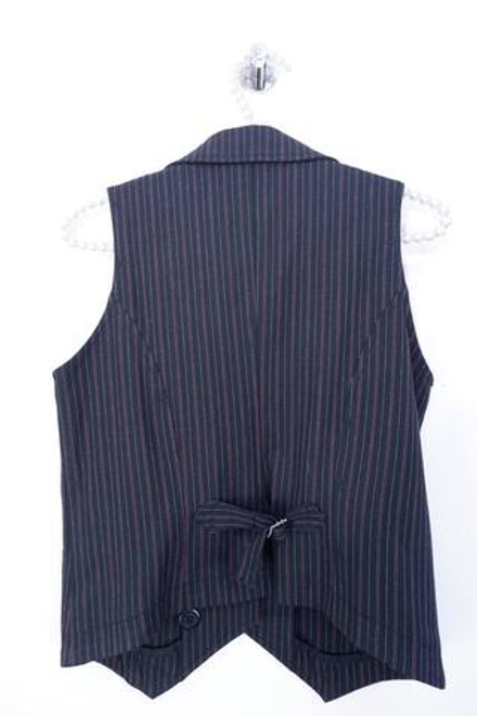 Жилет Benetton школьный в деловом стиле на 11-12 лет