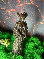 Богиня со змеями