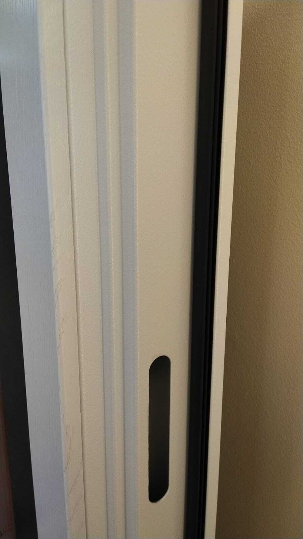 Дверь входная Лабиринт VERSAL 21 Бетон светлый металлическая