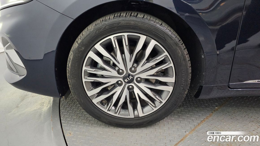 Kia K7 (Cadenza) Premier 2.5 GDI Noblesse (12.2019)