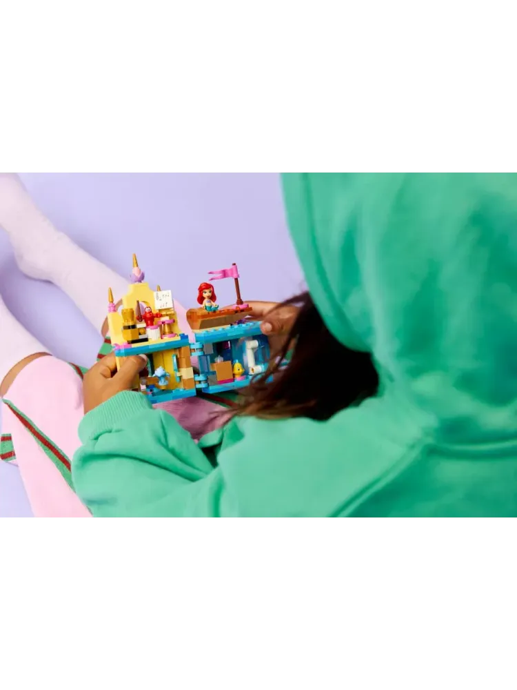 Конструктор Disney 43285 Волшебный мини-дворец Ариэль