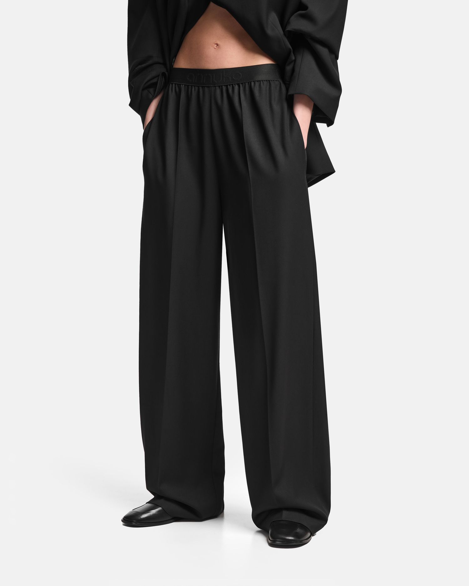 Брюки на резинке