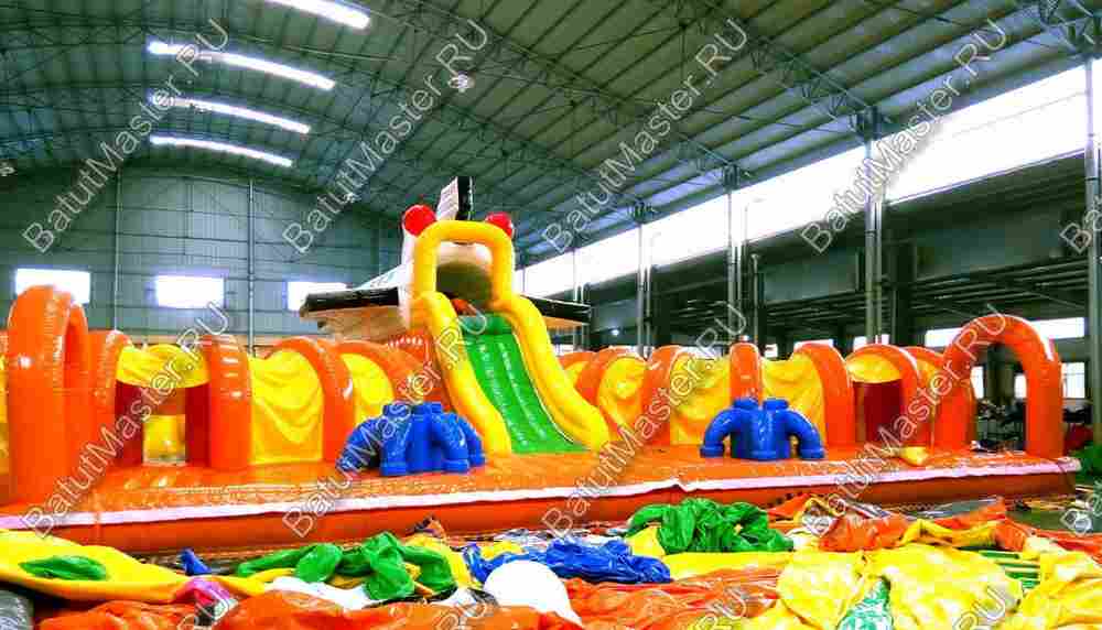 Коммерческий надувной батут "Ракета" 20*10*7 м