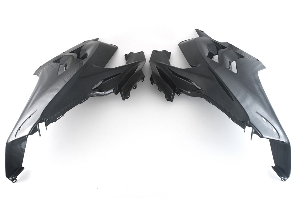 Fullsix Карбоновая боковая панель (комплект 2шт) Ducati Panigale V4 MD-V422-S36