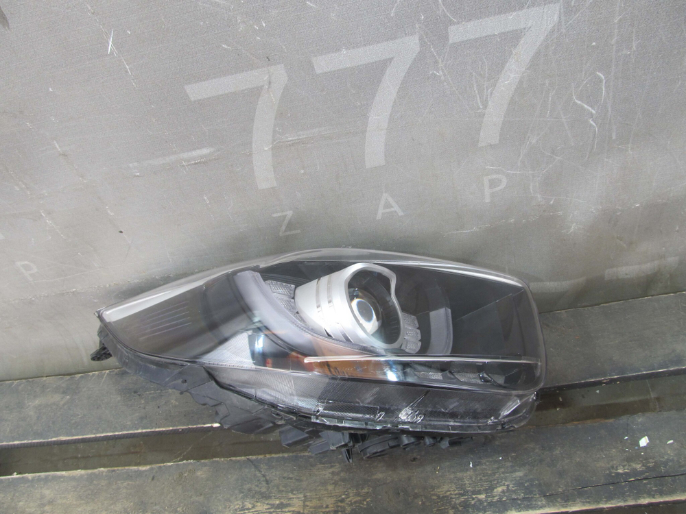 Фара правая LED Kia Picanto 3 (JA) 17-21 Б/У Оригинал 92102G6300