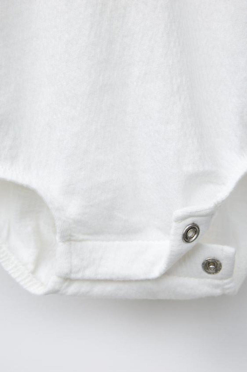 ZARA БОДИ С ВЫШИВКОЙ НА ВОРОТНИКЕ, СВЕТЛЫЙ ЭКРЮ