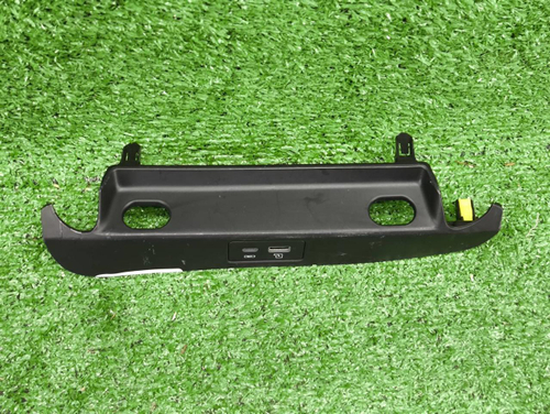 Модуль USB Omoda C5 (2022-н.в.)